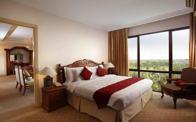 Aryaduta Lippo Village