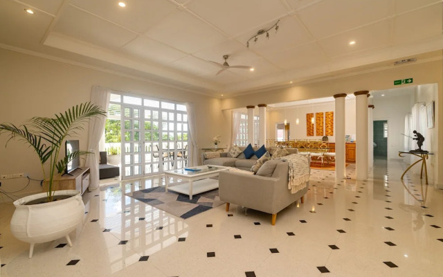 Luxurious 2-bed Villa in Bel Ombre Mahe Seychelles