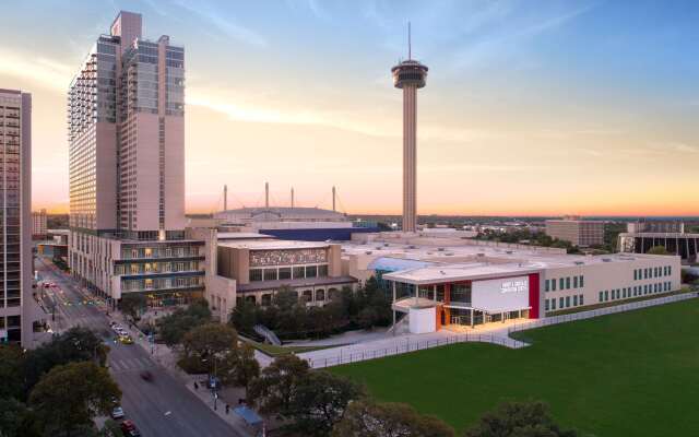 Grand Hyatt San Antonio River Walk