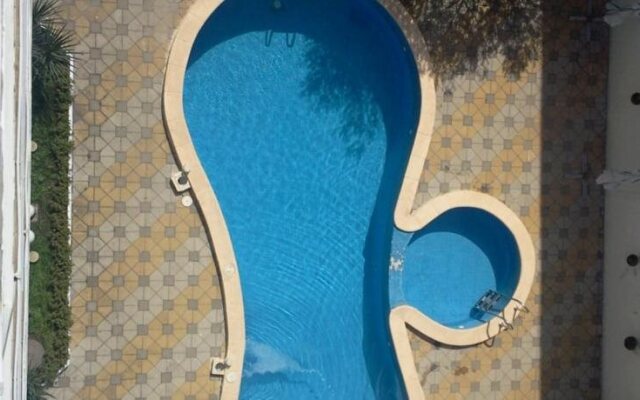 Yuventa Hotel