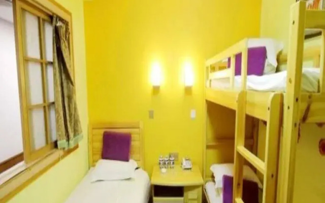 Qingdao Tiancheng Express Hotel