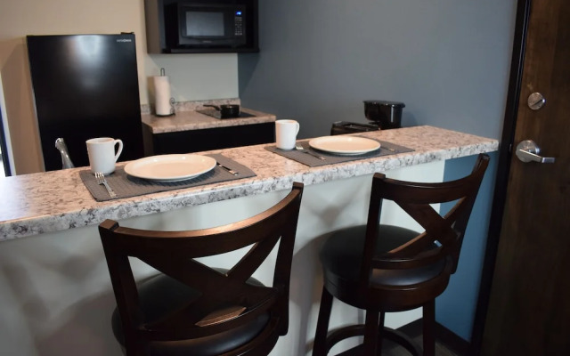 Menominee River Extended Stay Hotel