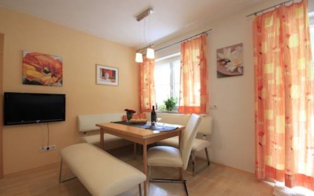Ferienwohnung Höllrigl