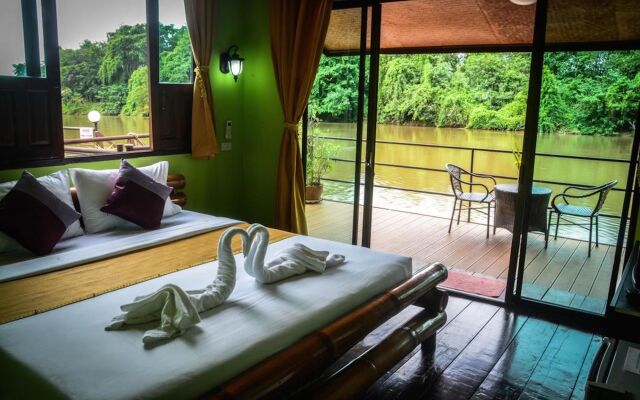 Banana Resort & Spa