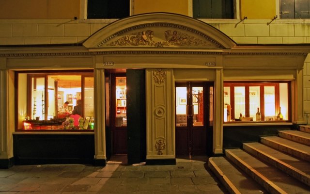 Unahotels Ala Venezia - Adults Only