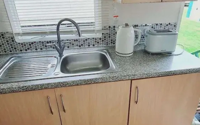 6 Guests - 3 Bedrooms - Entertainment - Near Beach