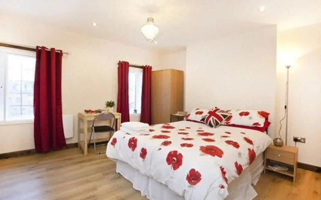 Victoria Centre Apartments & Annexe