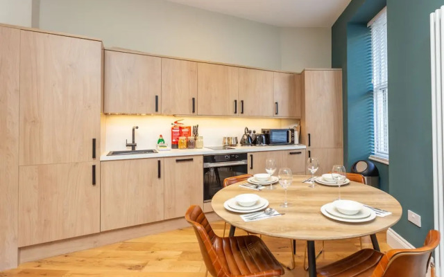 Royal 2bed Apartment City Center