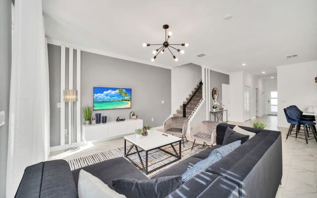 4200 Paragraph Drive