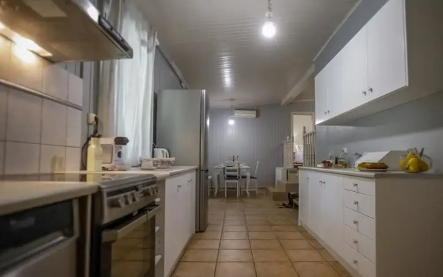 Liostasi Maison Provençale