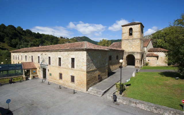 Parador De Cangas De Onis