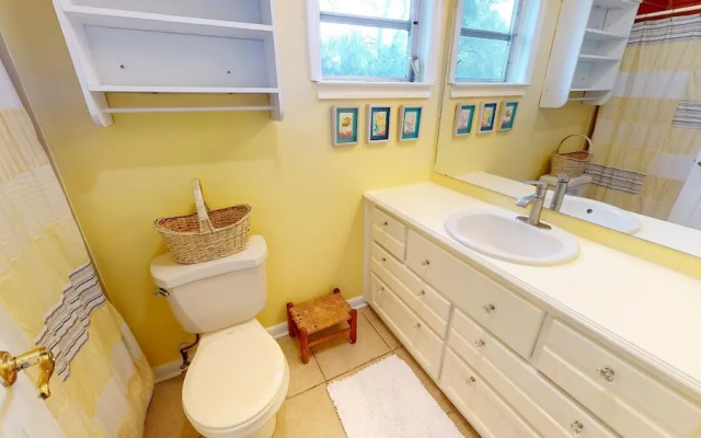 712 2nd Avenue - Upper