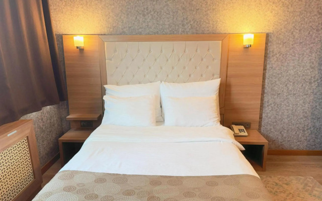 Lounge Boutique Hotel
