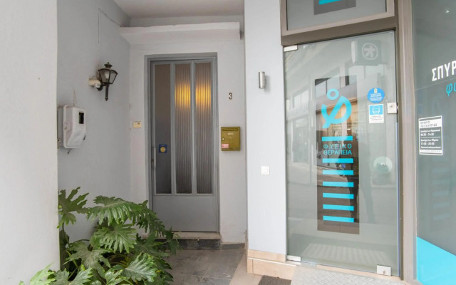 Marina s Bright Getaway - Nafplio Center House