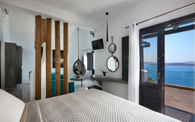 Oia Suites