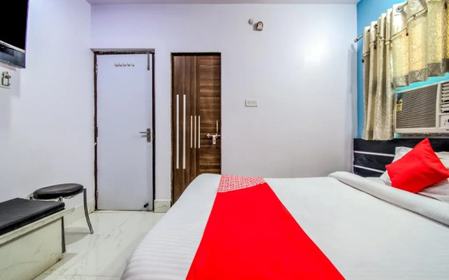 Rp Palace By OYO Rooms