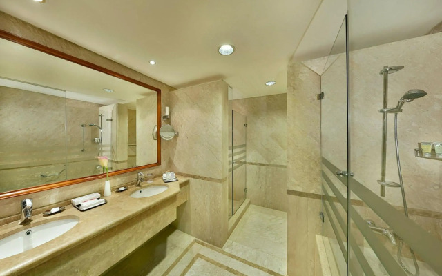 Crowne Plaza Jordan Dead Sea Resort & Spa by IHG