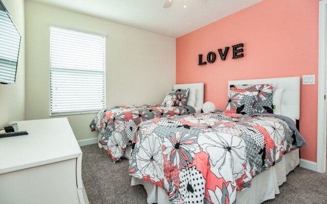 Amazing House! - Solterra - 5476SC