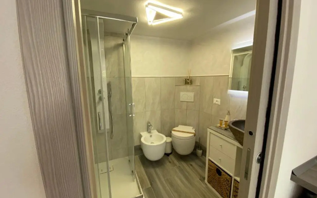 43° Parallelo (Adults Only)