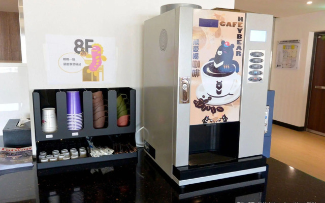 Heybear Capsule Hotel