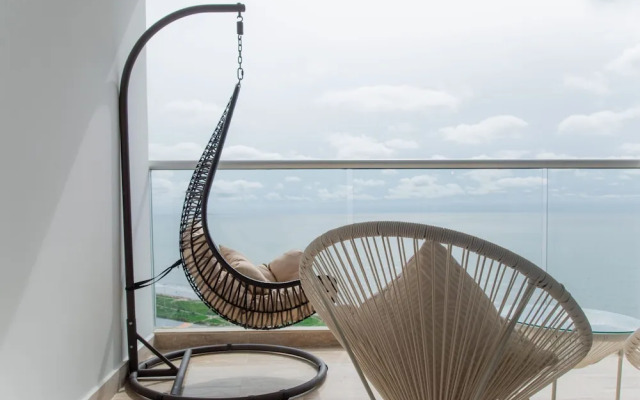 w Spectacular Loft With Balcony in Crespo