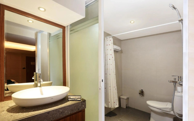 Kutabex Beach Front Hotel