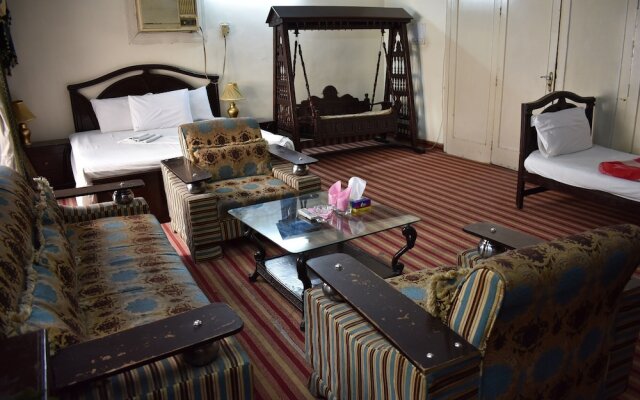 Grand Inn Guest House