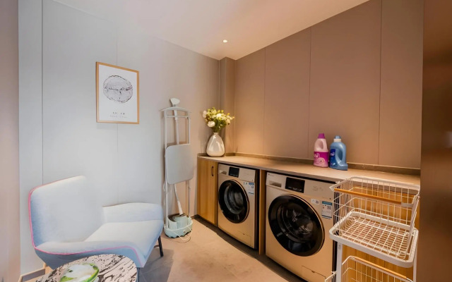 Homeinn · neo (Shanghai Pudong Airport)