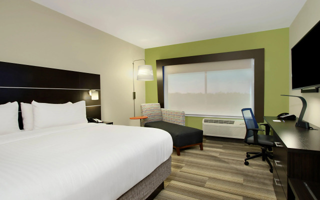 Holiday Inn Express & Suites Brookshire - Katy Freeway by IHG