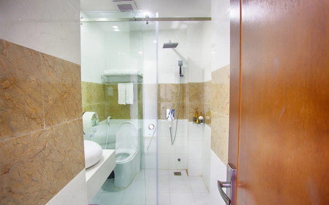 Pariat River Front Hotel