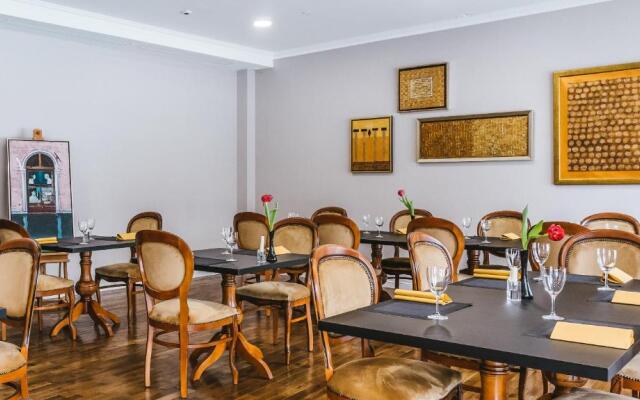 Hotel Paryski Art & Business