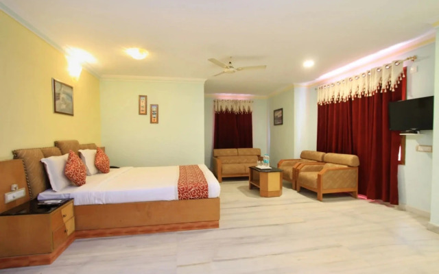 Pleasant Stay Inn by OYO