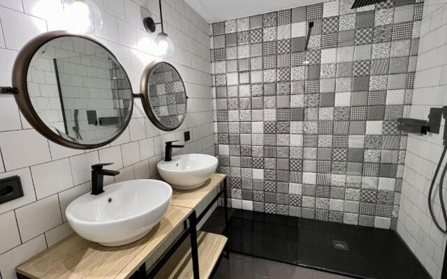 Luz de Gades - Suites Spa Gym - Adults Only.