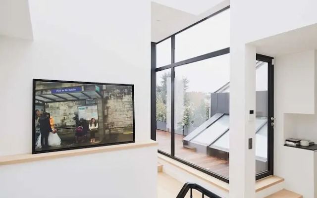 Suites 124