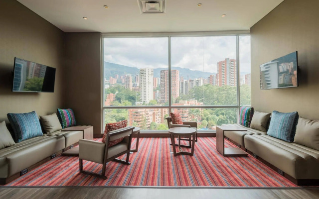 Hampton by Hilton Medellin