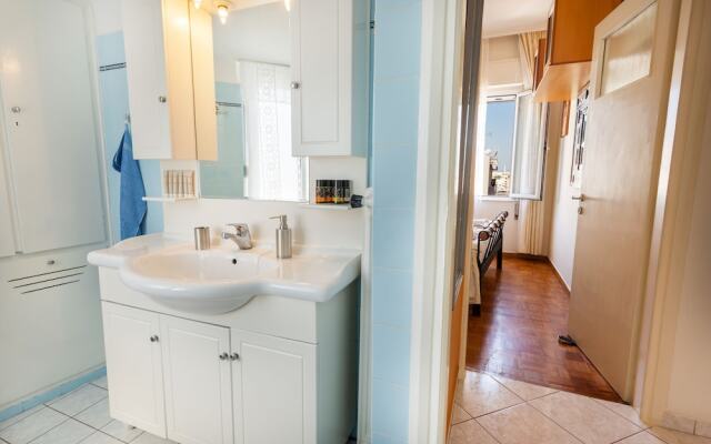 Ranias Luxurious Apartment