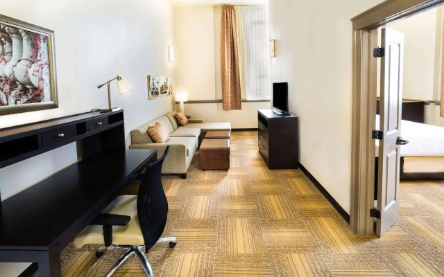 Staybridge Suites Baltimore - Inner Harbor by IHG