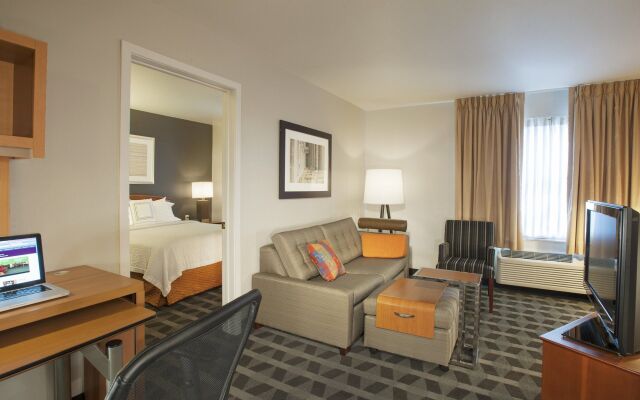 TownePlace Suites Gaithersburg by Marriott