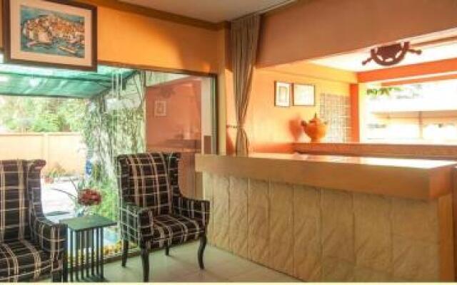 Takiab Beach Pool Villa