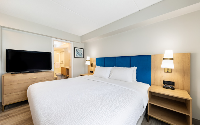 Staybridge Suites London by IHG