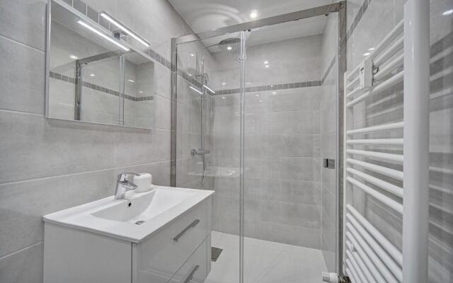 STUDIO MODERNE RENOVE 2MiN CROISETTE A0B166