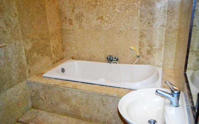 Casa Bidadari Suite & Apartment