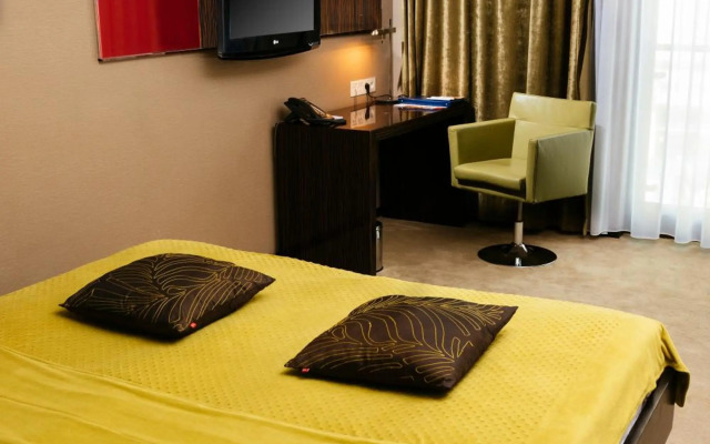 Niebieski Art Hotel & Spa