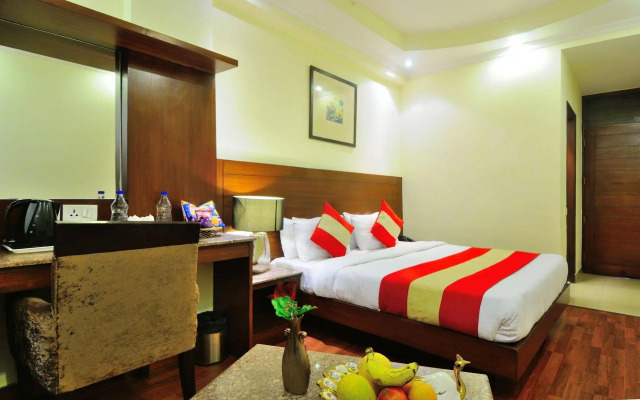 Hotel The Raj