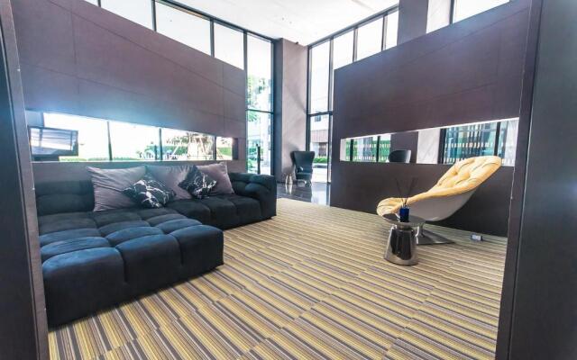 Central Pattaya Residence-The Base Condo