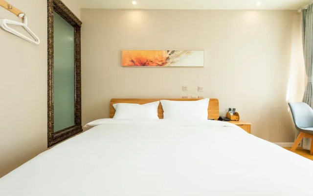 J Hotel