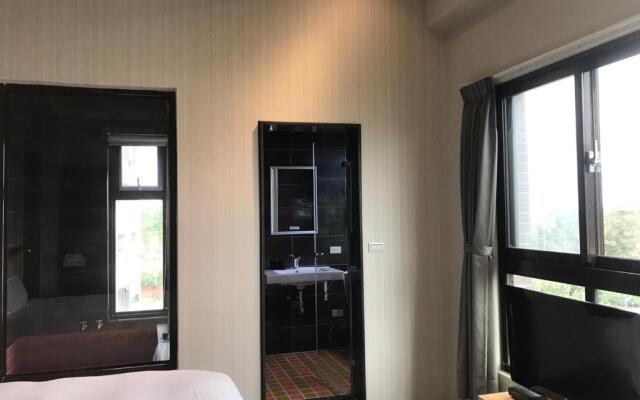 Ruo Shui Hotspring Hotel