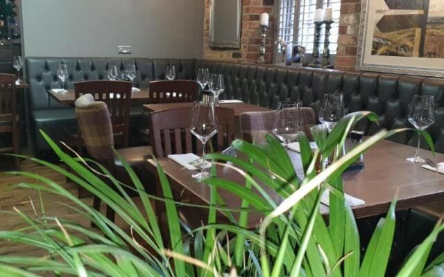 Queen Catherine Hotel