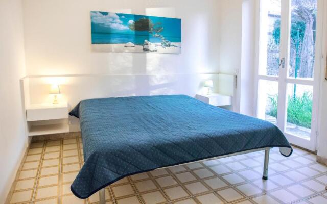 M107 - Marcelli, trilocale con giardino a 200mt dal mare