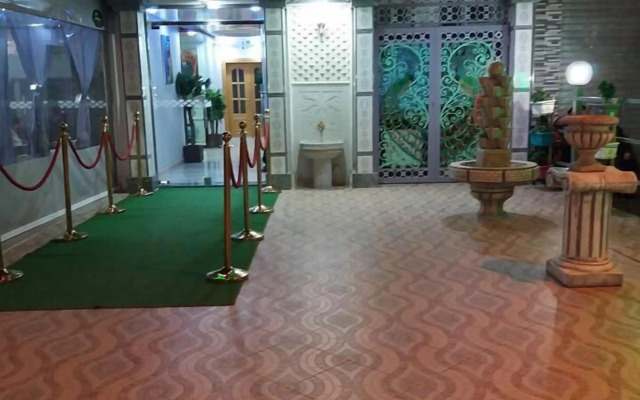 Hotel Hadaik Ain Asserdoune